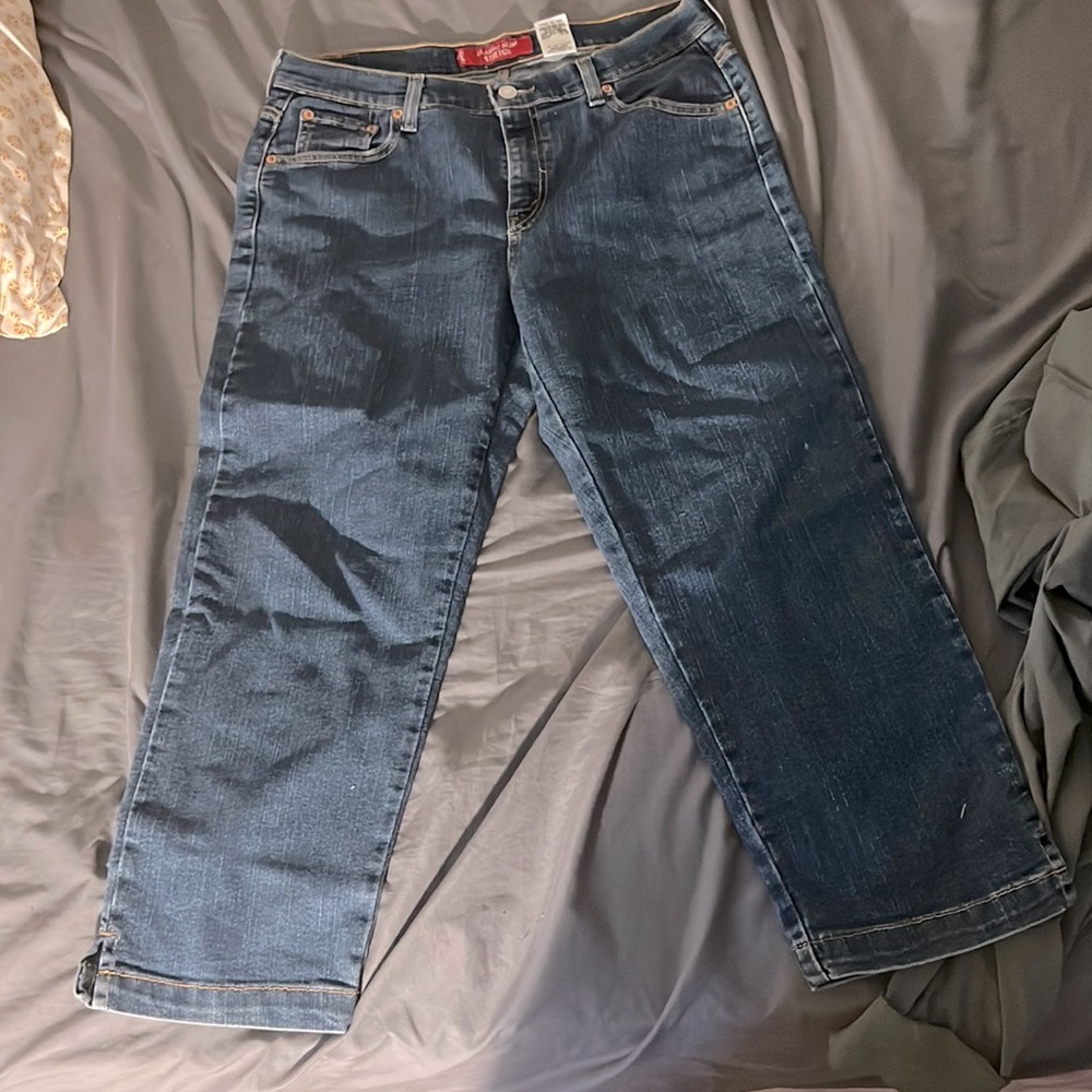 Levi’s capri pants size 14